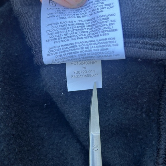 Air Jordan NWOT quilted embroidered short sleeve hoody eye catching men’s sz M - Picture 11 of 12